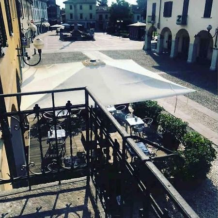 Green Appartamenti I Portici Nel Centro Storico Melzo Eksteriør billede