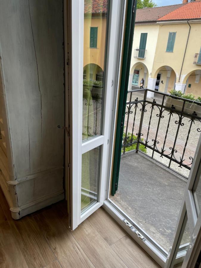 Green Appartamenti I Portici Nel Centro Storico Melzo Eksteriør billede